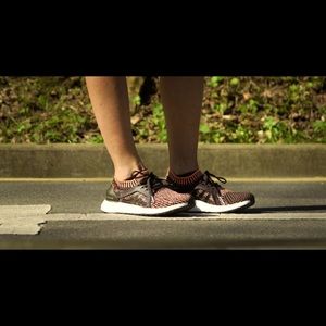 Adidas Men’s UltraBOOST X running shoes, size 11.